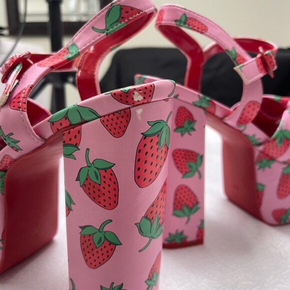 Sugar Thrillz Strawberry Fields Platform Heels - Picture 3 of 6